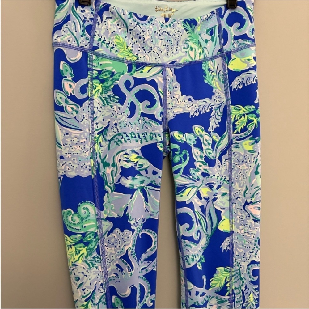 Lilly Pulitzer Luxletic Weekender Cropped Leggings Blue Current Sea Sirens Small - Picture 6 of 14
